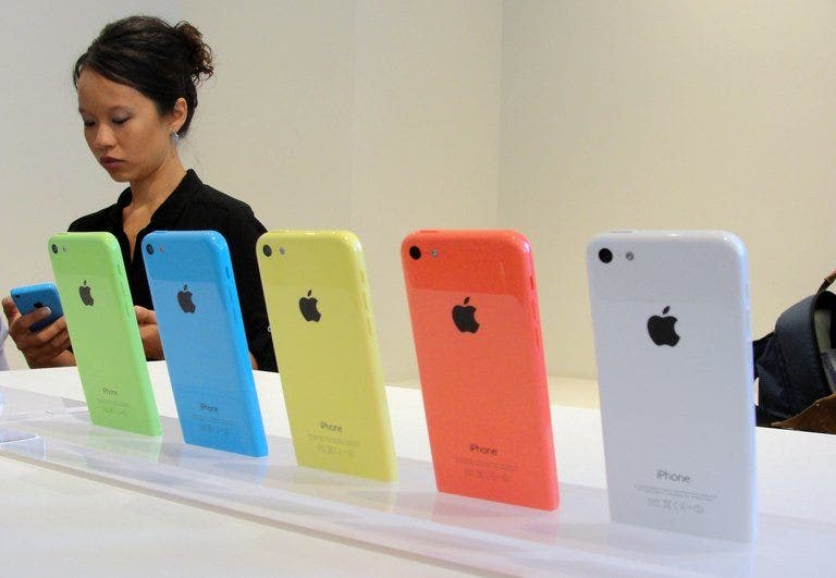 Pengguna web China mengatakan iPhone 5C baru terlalu mahal