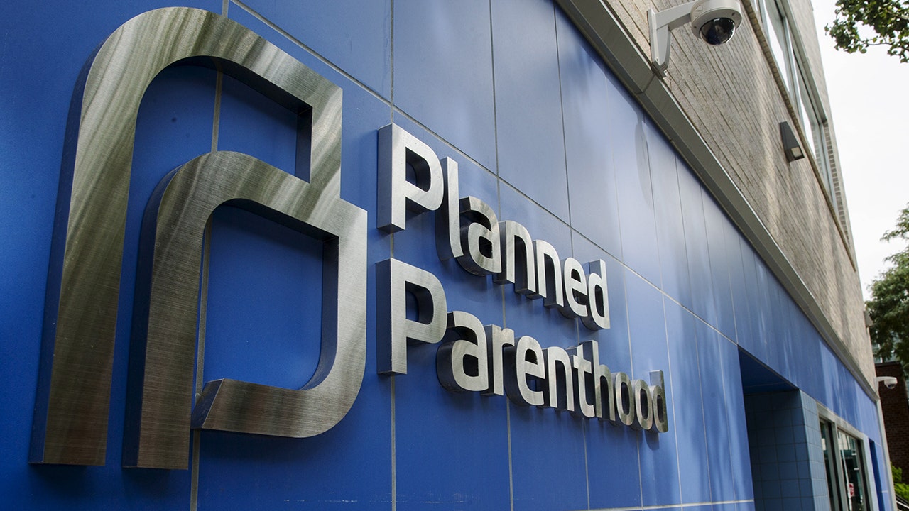 World’s largest pro-life group asks Congress to investigate Planned Parenthood profits from abortion pills