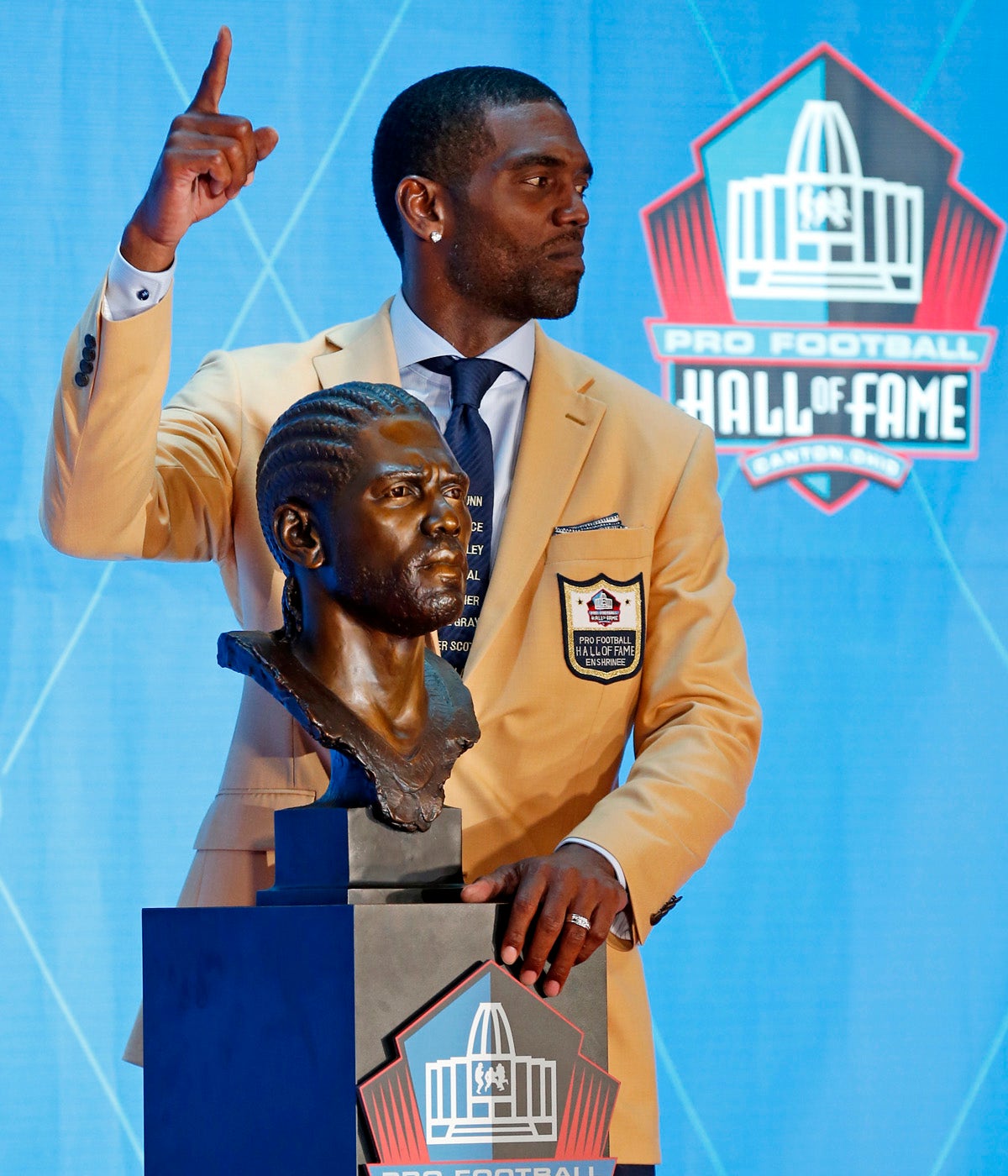 Ray Lewis Urges Togetherness In Hall Of Fame Speech After Randy Moss ...