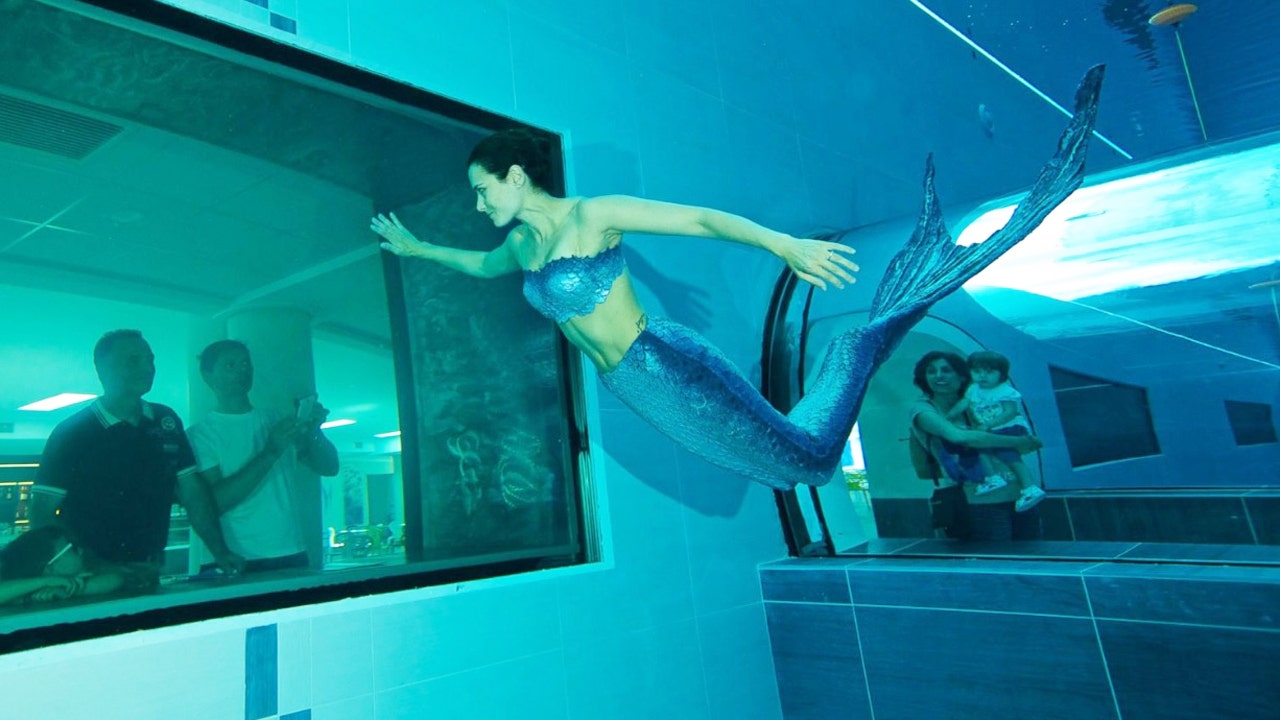 deepest public swimming pool in the world