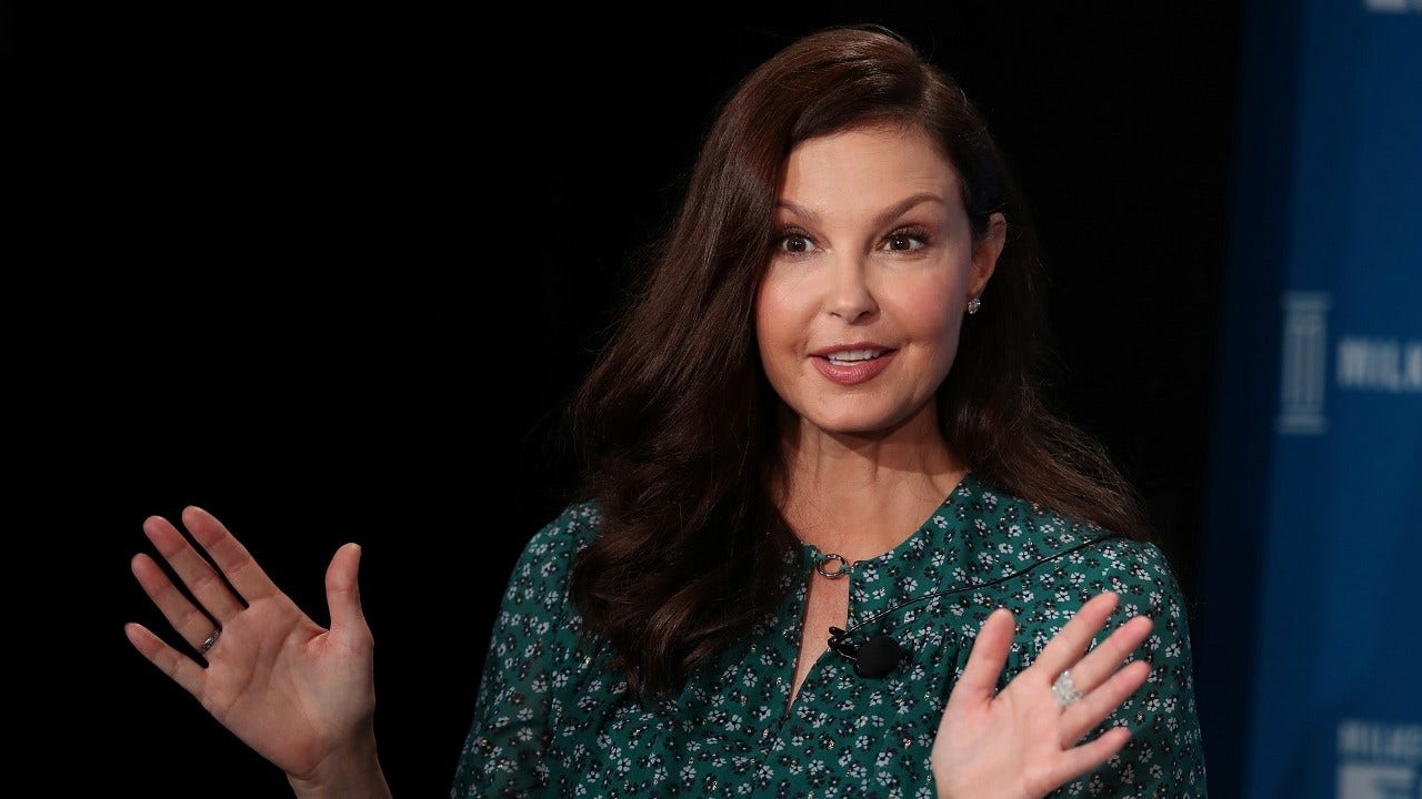 Ashley Judd in ICU after shattering her leg in Africa