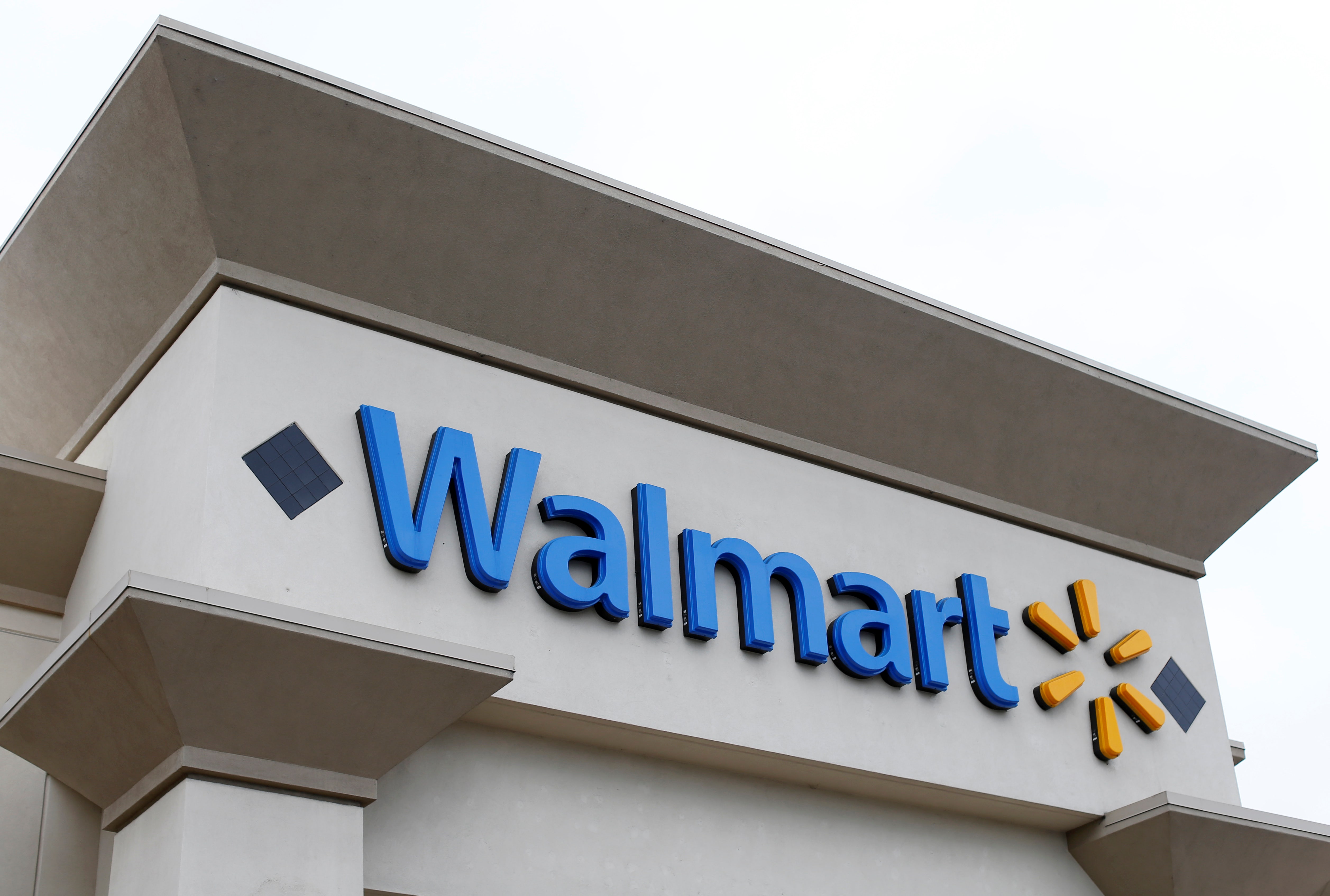 Walmart buys for 3 billion Fox News