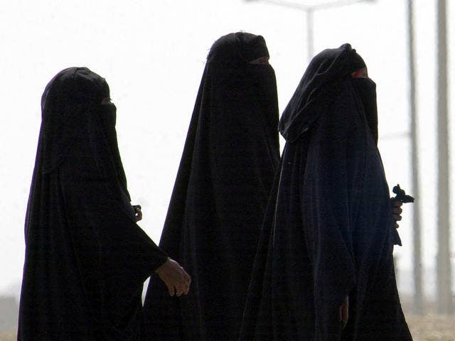 Saudis unveil first-ever girls council – but omit girls from event ...