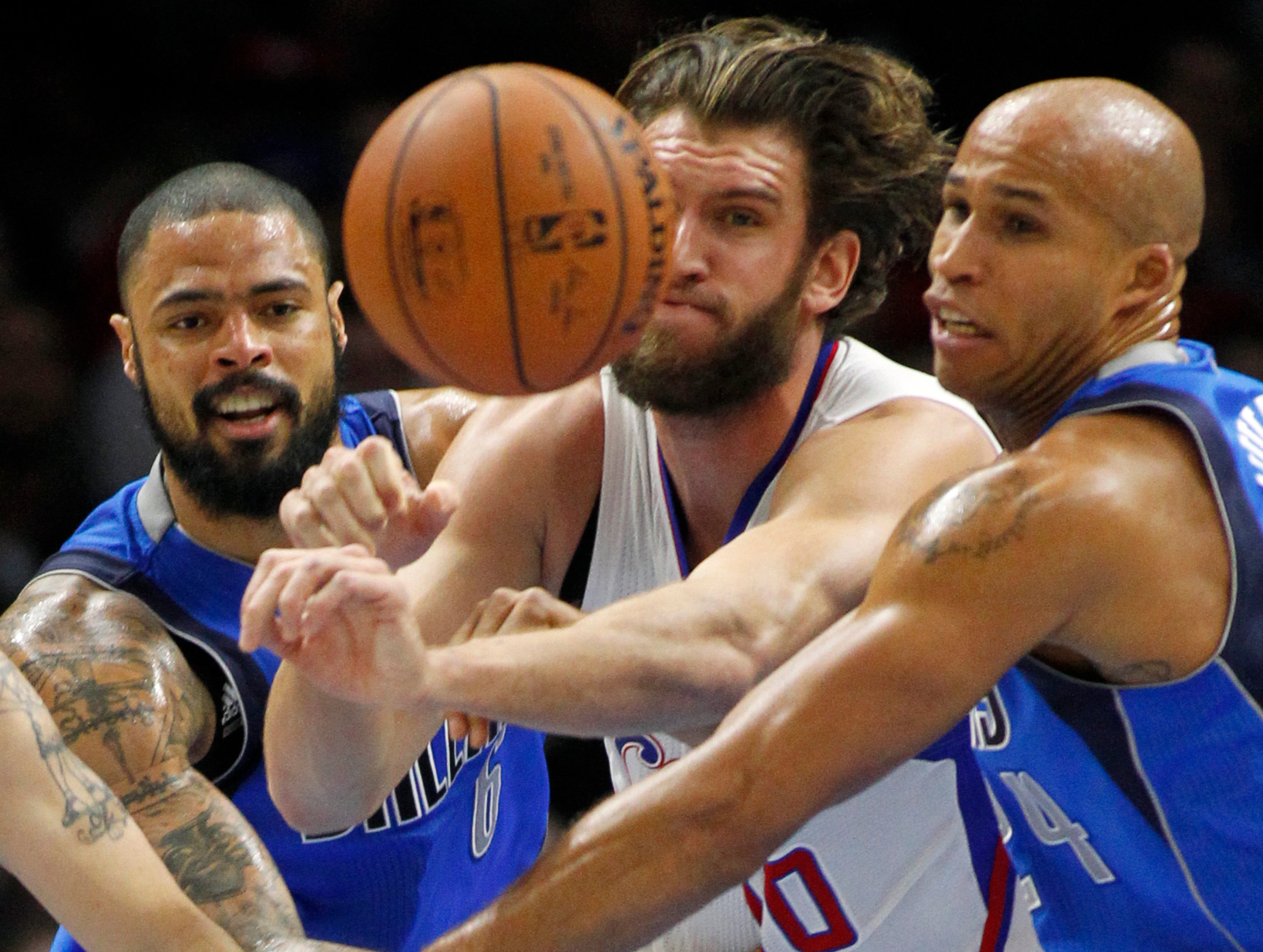 Father of NBA player Richard Jefferson slain in California drive-by shooting