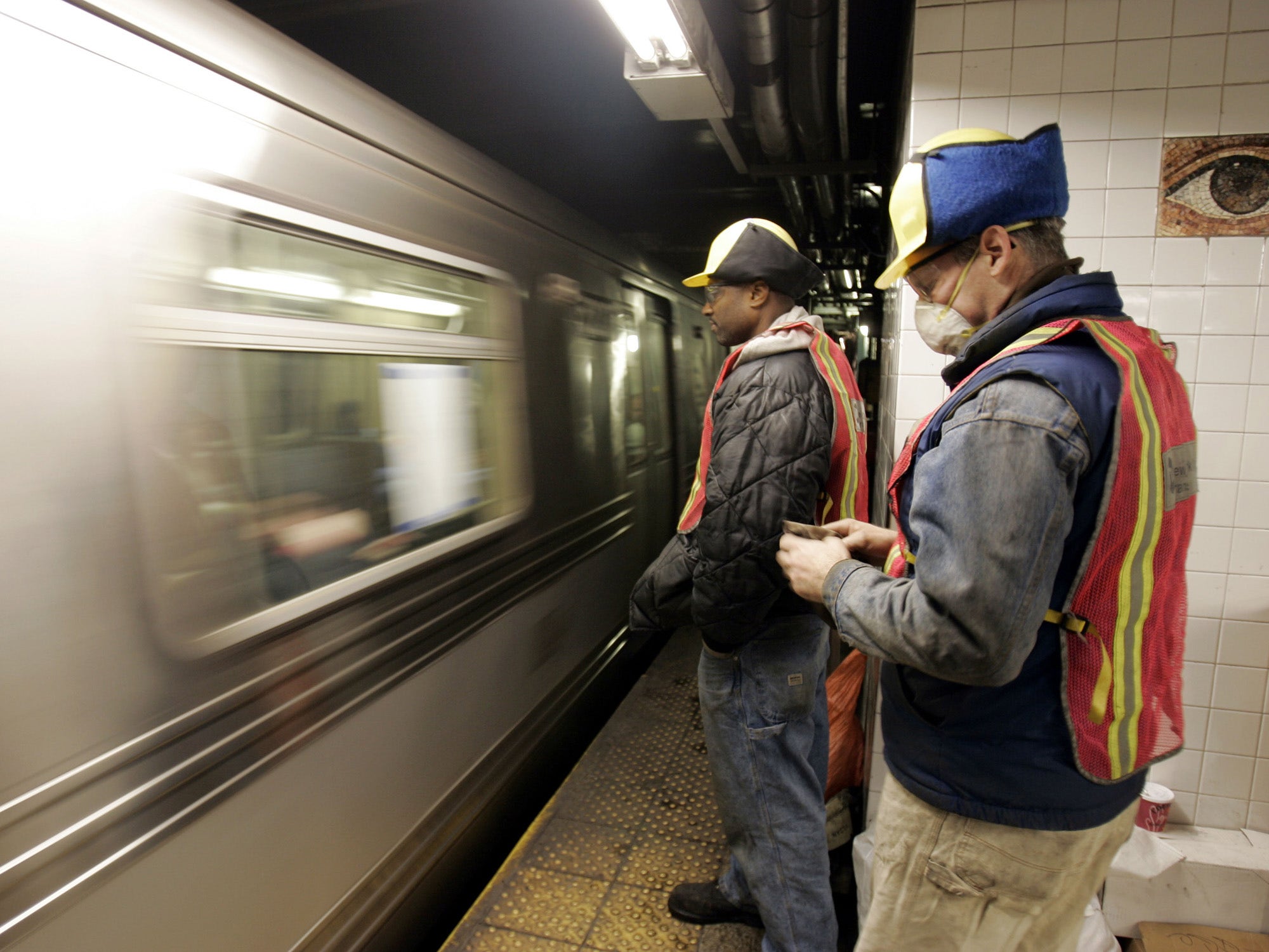 Man Falls Onto New York Subway Tracks And Survives | Fox News