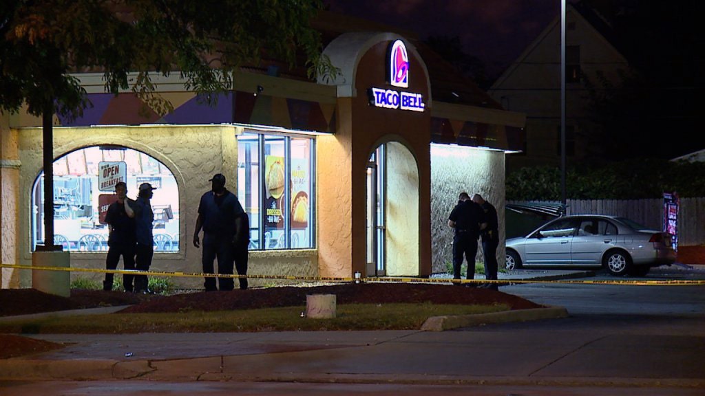 Armed Taco Bell Workers Shoot Kill Robbery Suspect Fox News