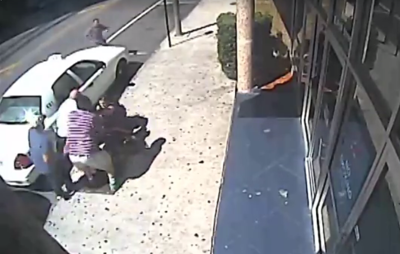 Video: Florida Bystanders Help Pull Suspect Off Two Police Officers ...