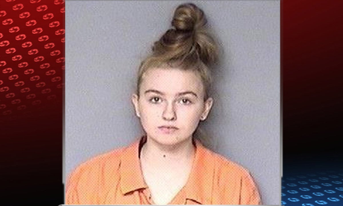 Iowa Mom 18 Charged After 2 year old Twins Found Naked Outside Near 
