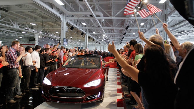Tesla pays off government loan nine years early