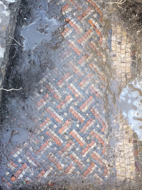 Grand Roman villa discovered in the UK