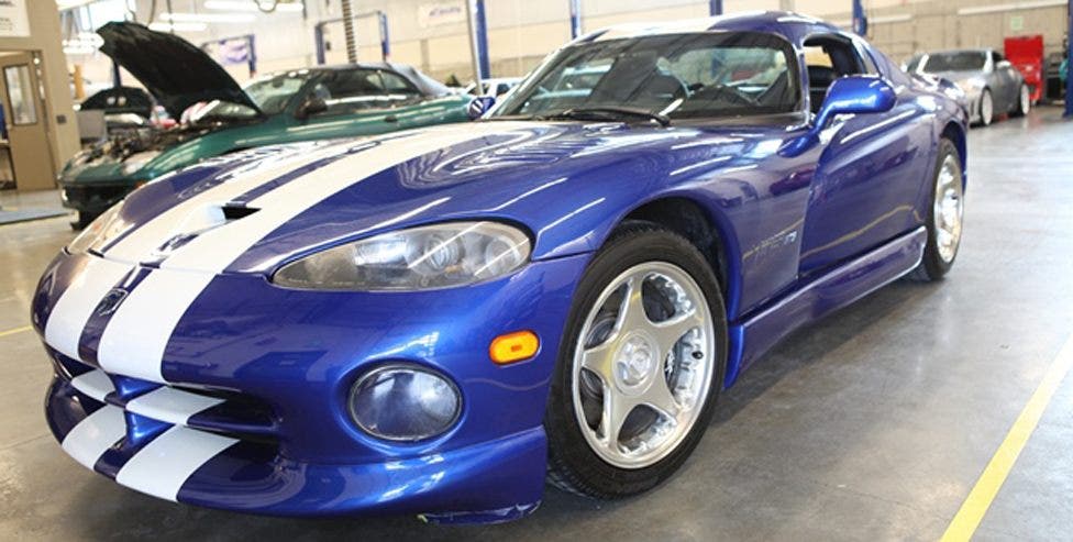 Chrysler ordering schools to destroy donated Dodge Vipers