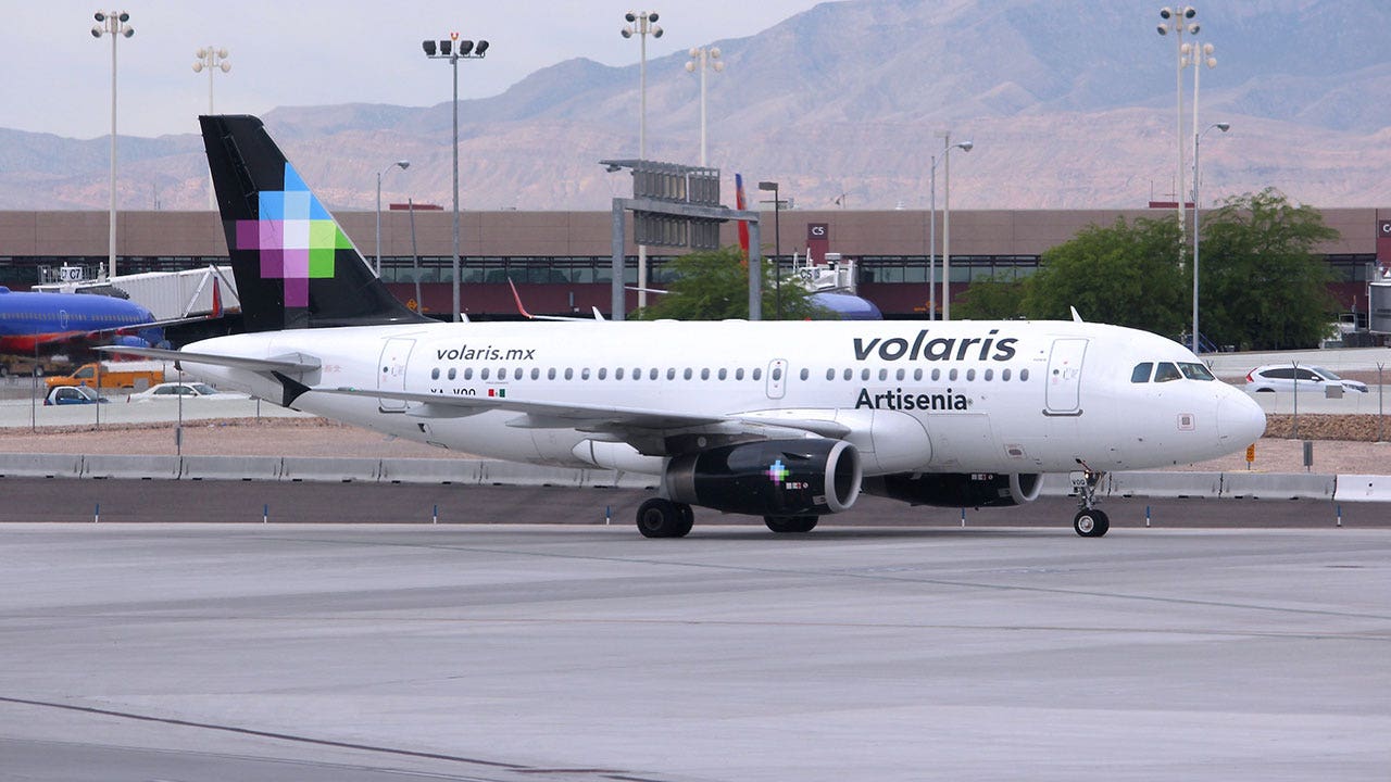 Воларис 53. Воларис авиакомпания. Volaris Airlines. Volaris 53.