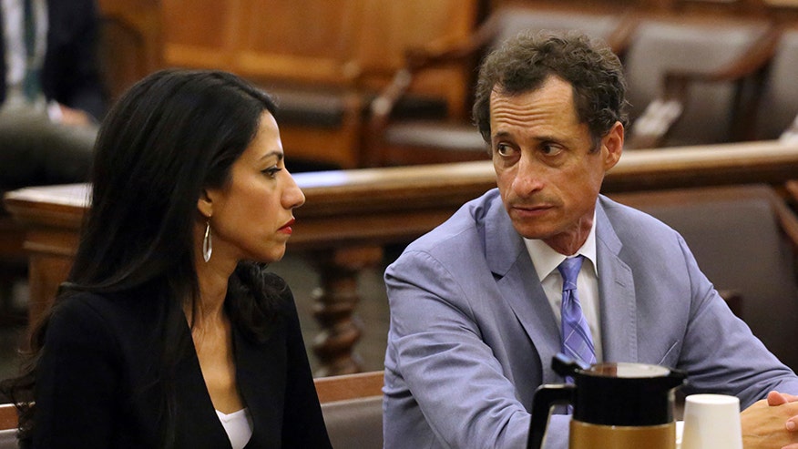 Anthony Weiner back on Confide, app he used in underage sexting scandal