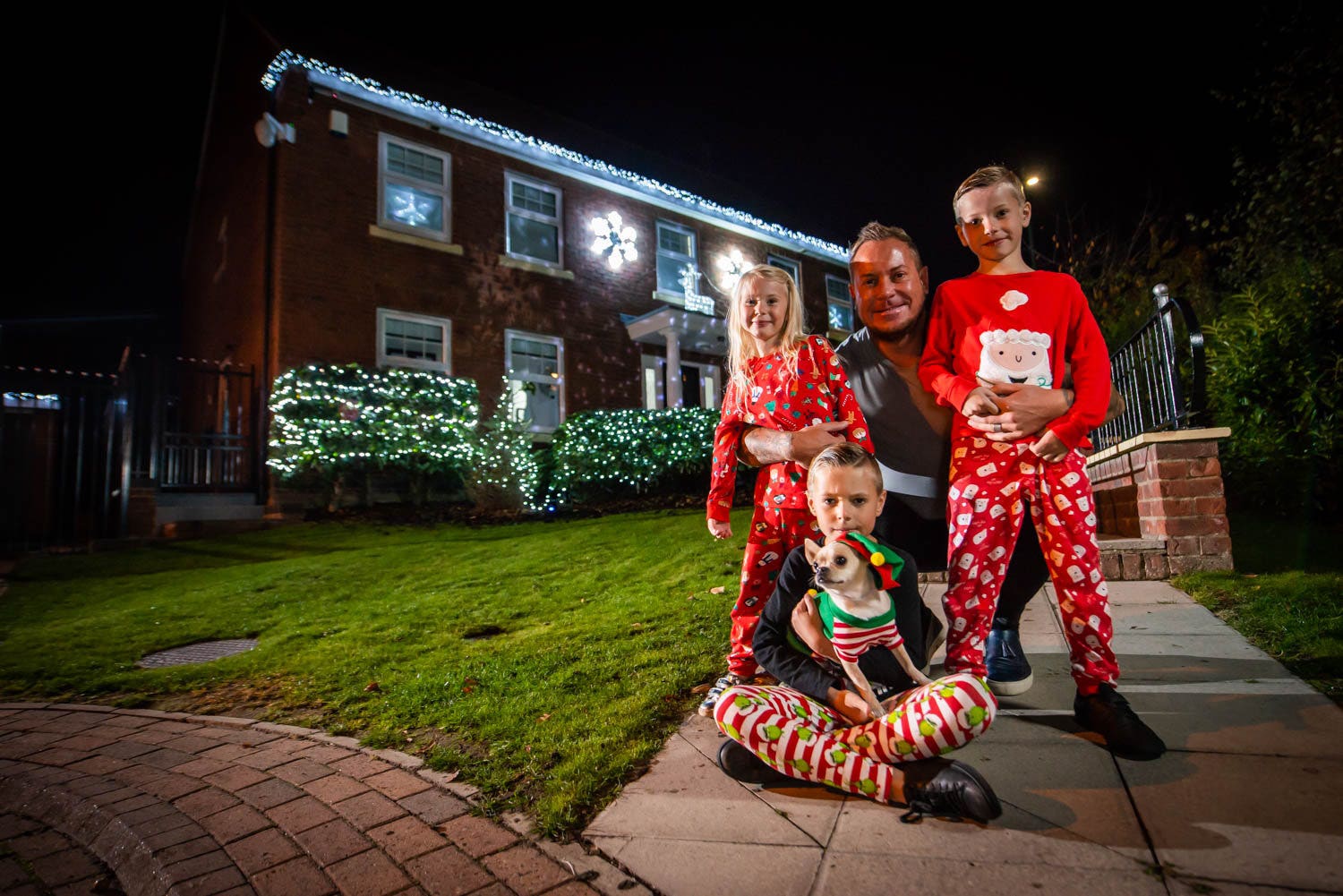 FOX NEWS British family puts up Christmas decorations, multiple trees