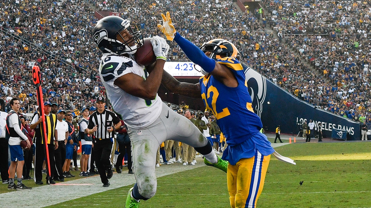 NFL on ClutchPoints on Instagram: “Only Tyler Lockett can dap up a referee  