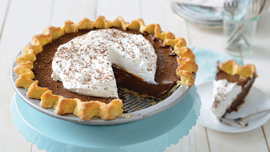 king-arthur-flour-s-chocolate-cream-pie