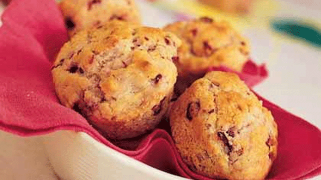 Fresh Cranberry Muffins