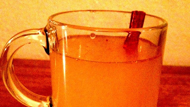 Sneaky Pete Hot Apple Cider