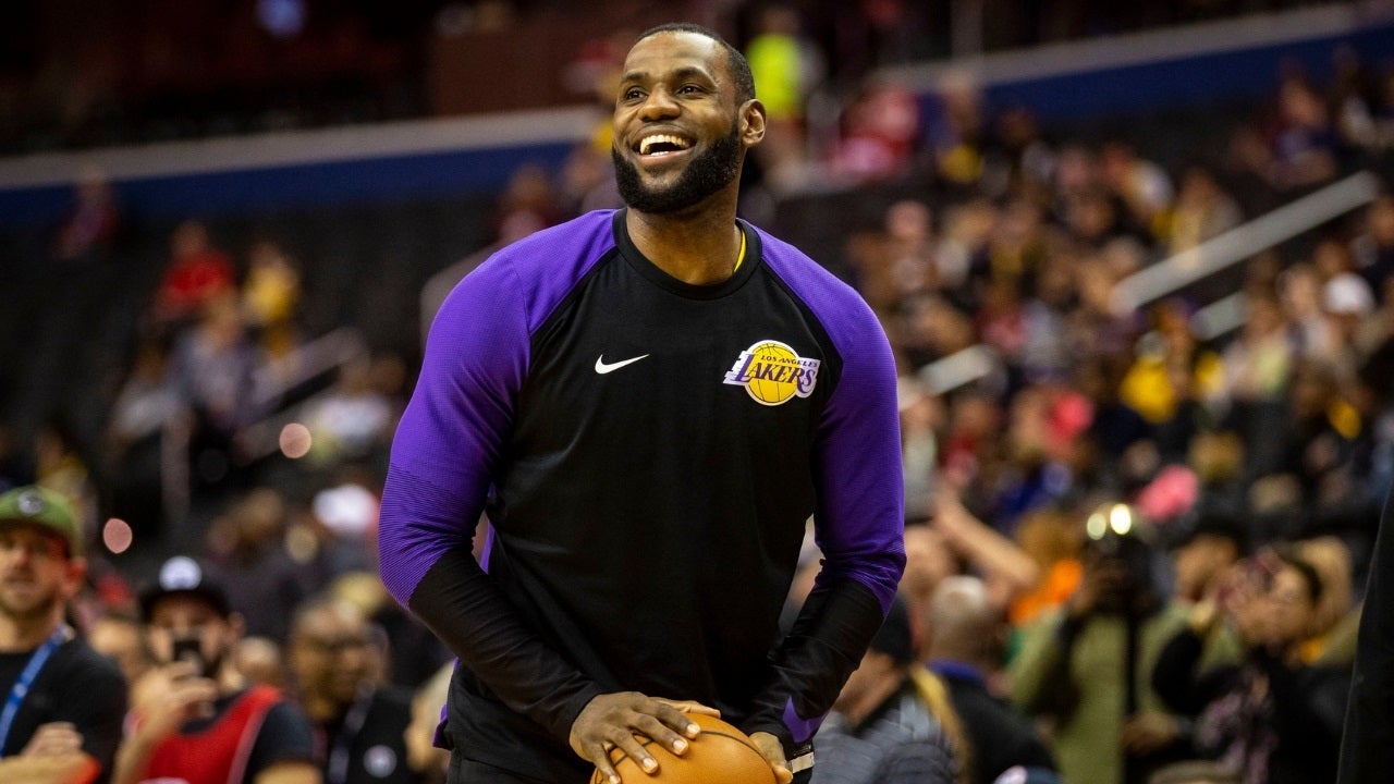 LeBron Revealed Which NFL Team He Roots For Most - The Spun: What's  Trending In The Sports World Today