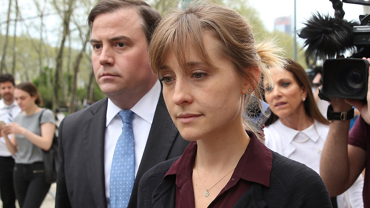 Allison Mack calls NXIVM leader Keith Raniere 'twisted' in apology letter ahead of sentencing