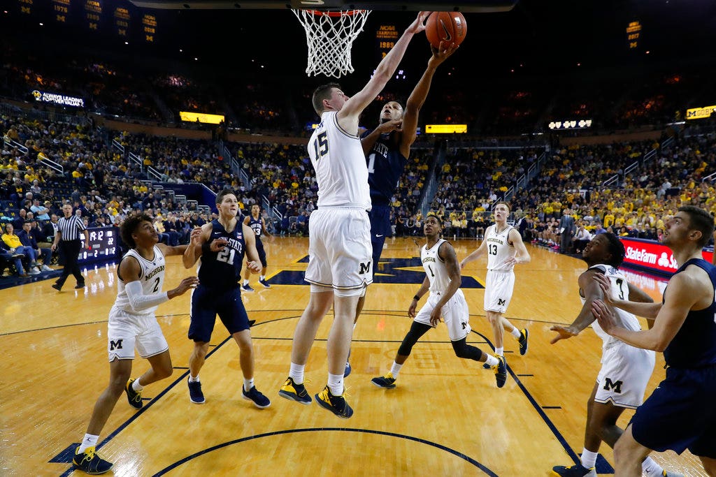 Penn State coach apologizes for appearing to shove player 'I was just
