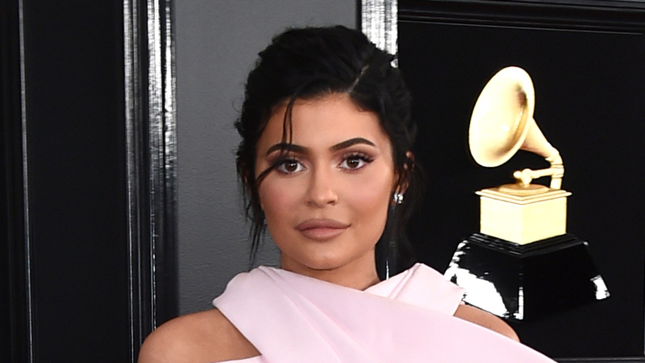 Kylie Jenner confesses insecurity about 'small lips' while dating led to lip kit empire: 'I felt unkissable'