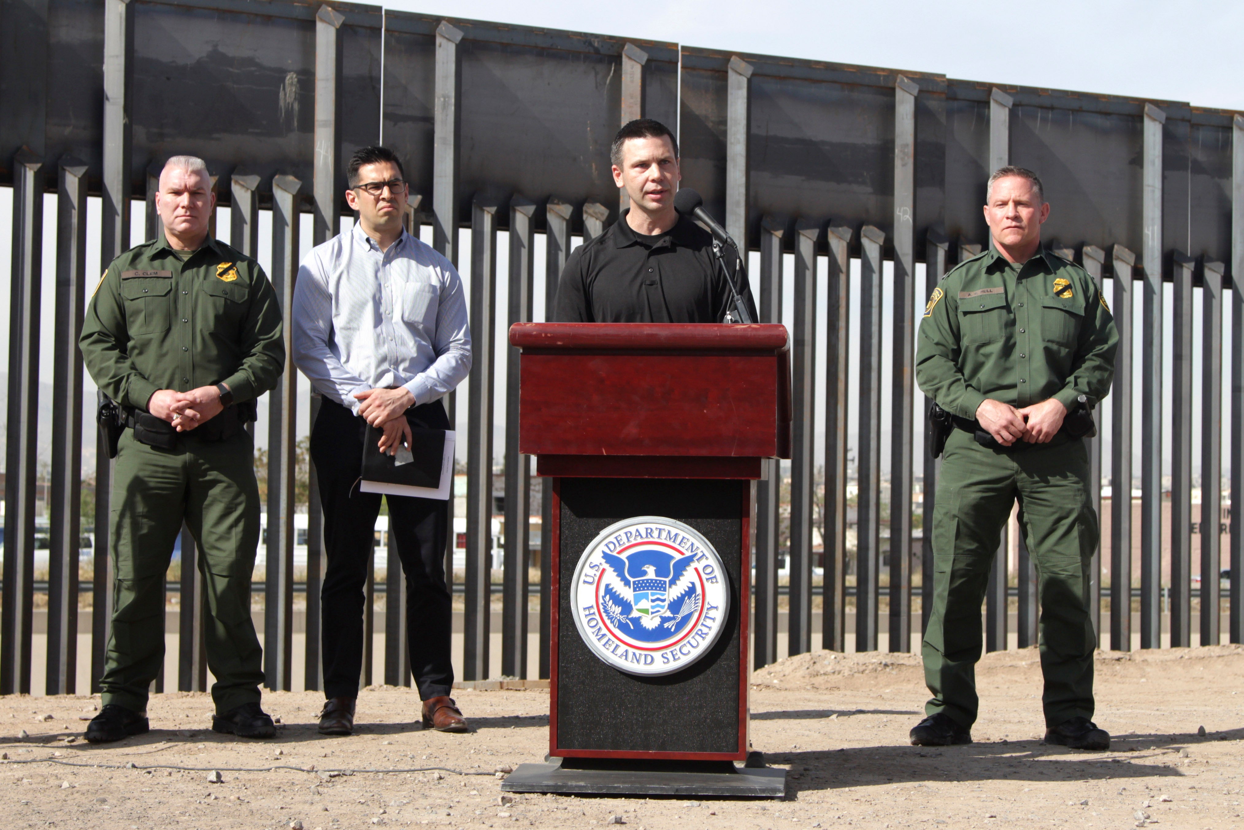 Border hits ‘breaking point’ in El Paso, CBP commissioner says Fox News