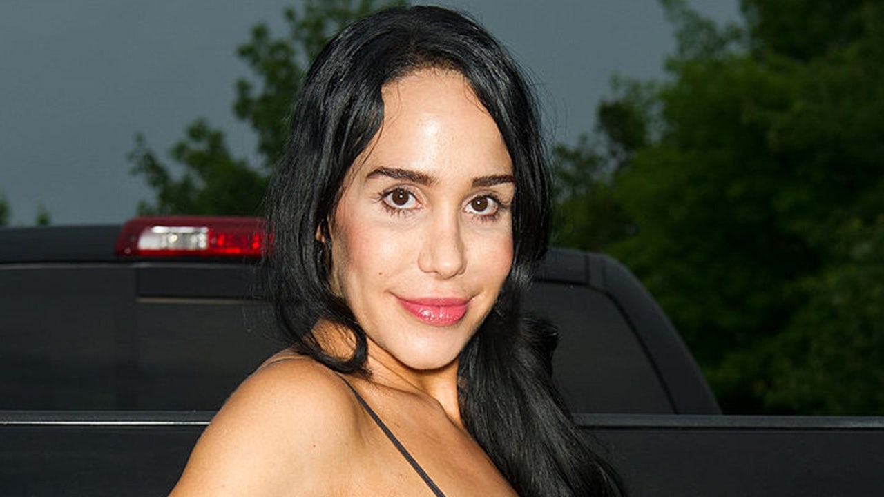 Octomom Nadya Suleman Muestra A Los Niños Adultos En El Complemento 3030