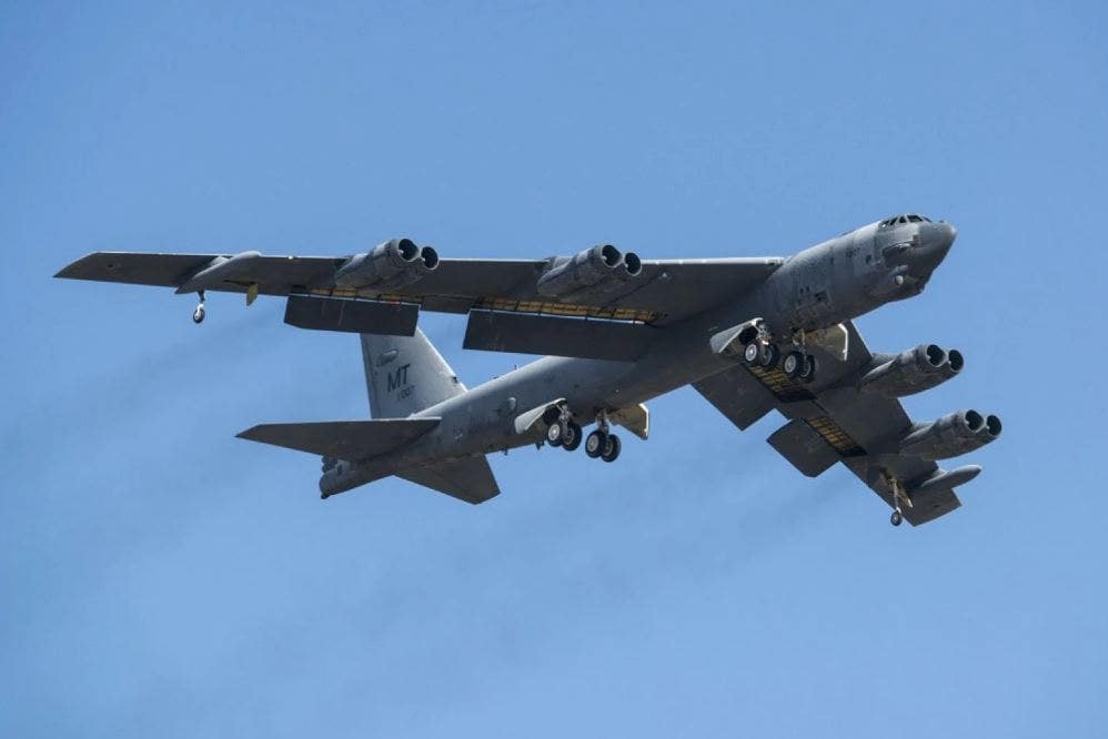 Air Force relieves 2 commanders, 4 leaders at North Dakota nuclear bomber, missile base