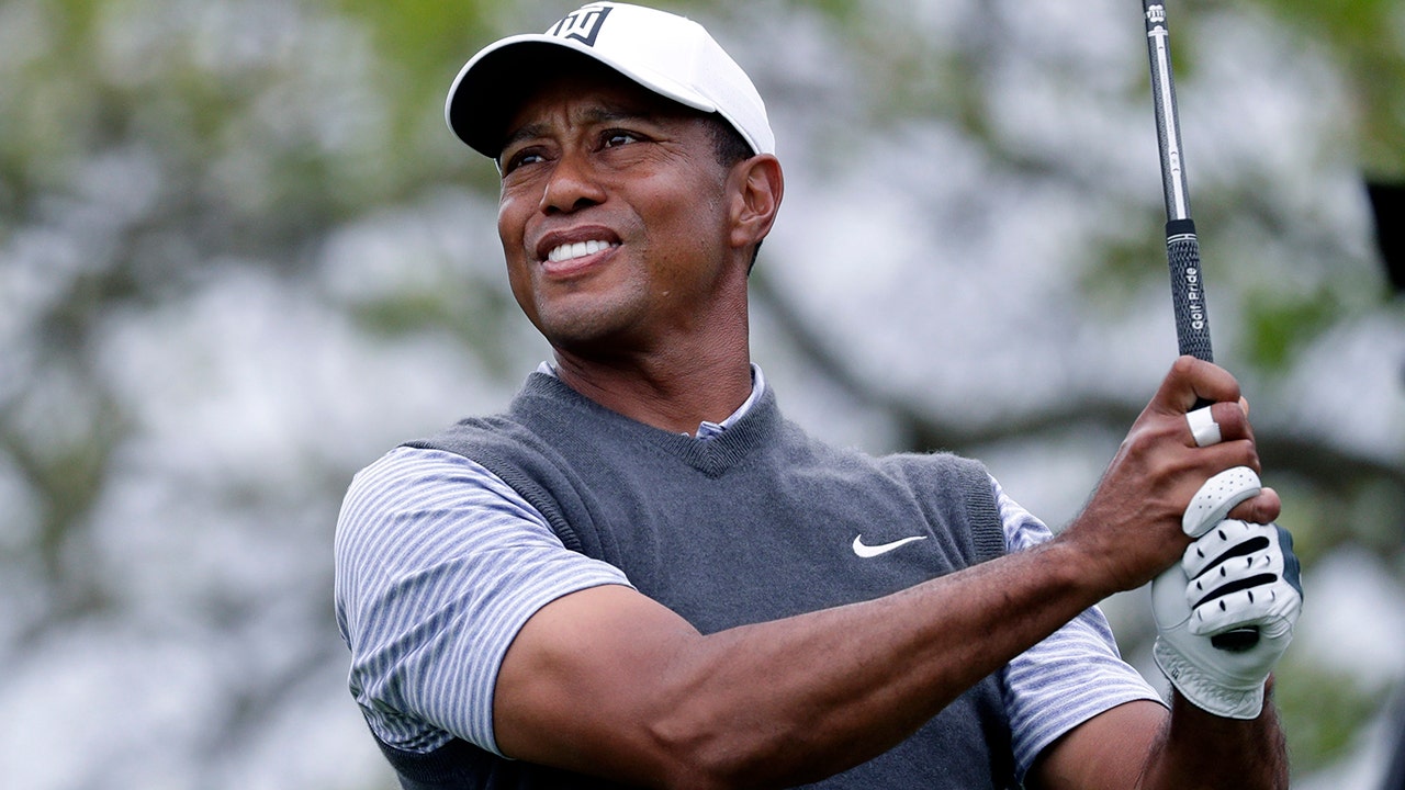 Tiger Woods announces he intends to play Masters tournament one