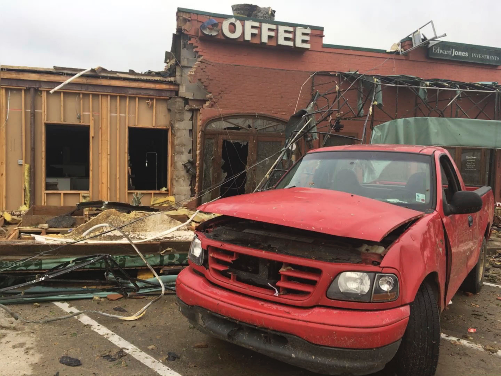 Mother and son killed in tornado in northern Louisiana | Fox News