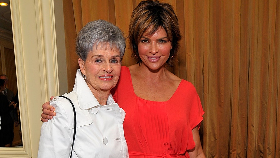 Lisa Rinna reveals her mom Lois 'had a stroke' and is 'transitioning'