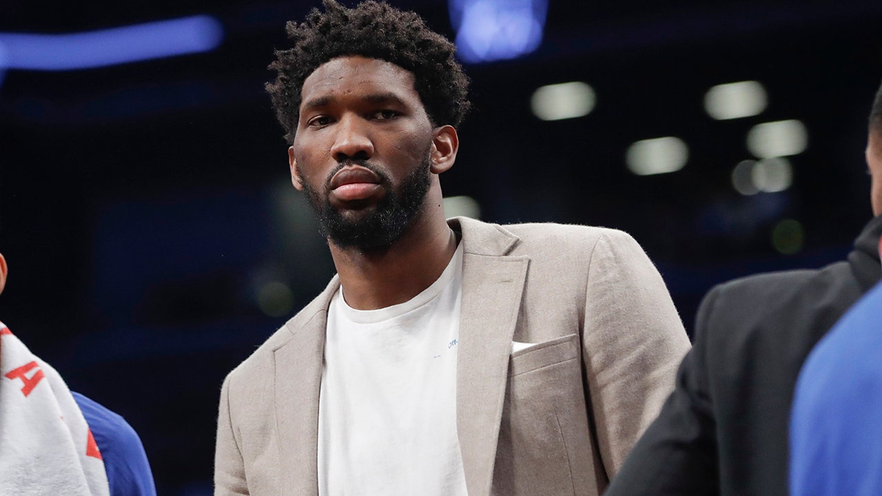 Joel Embiid exclaims LeBron James for his dangerous offense: “If it was me, I would probably be expelled”