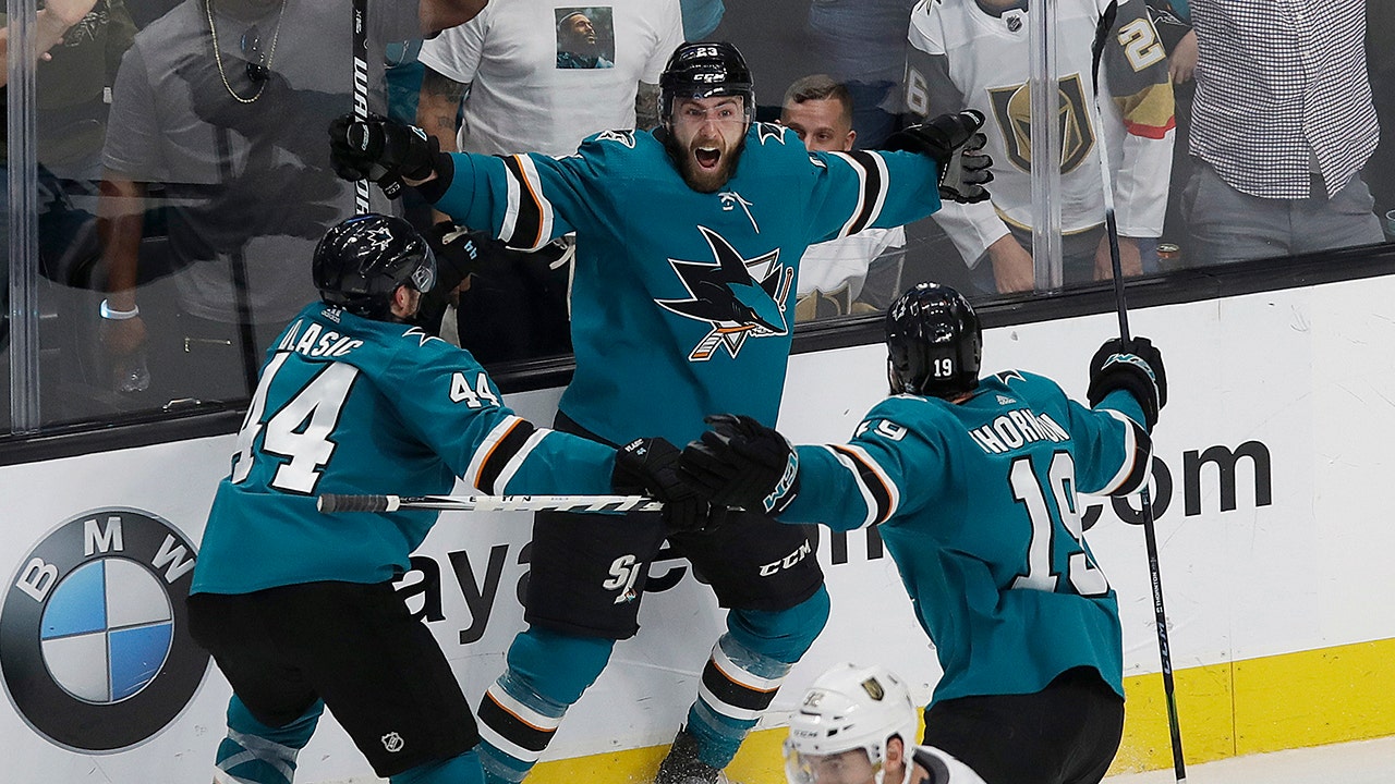 Goodrow's OT goal caps Sharks 5-4 Game 7 win vs. Vegas
