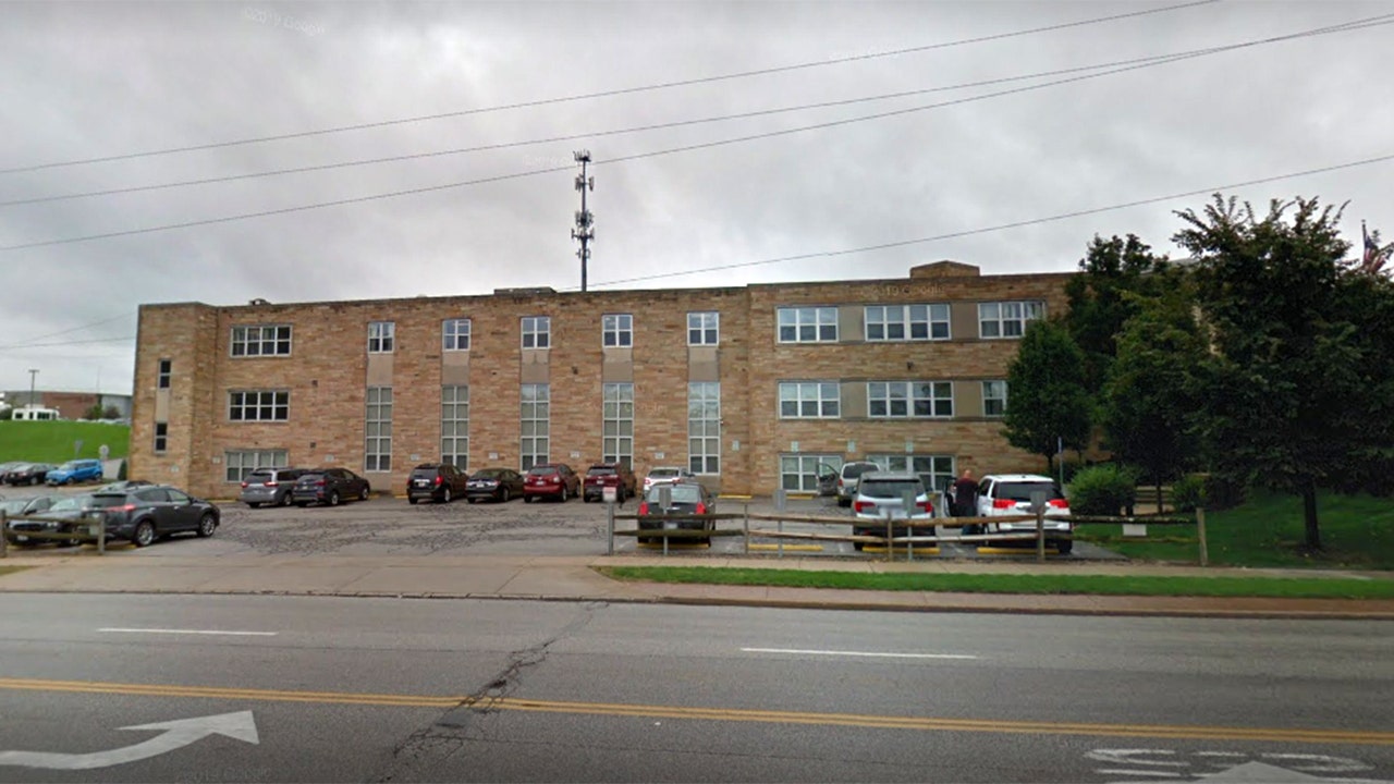 Fires at Missouri city hall, police station, exmayor's home have some