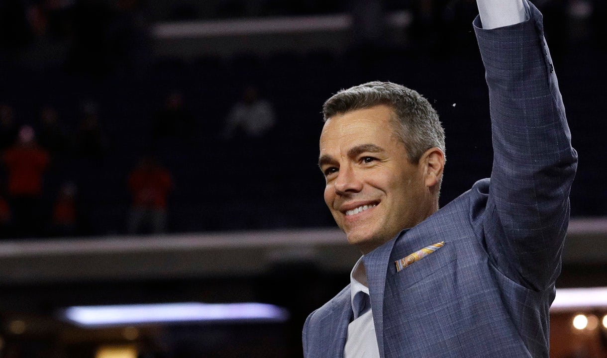 Virginia's Stud Coach Tony Bennett Is Too Big for the Mess at UCLA