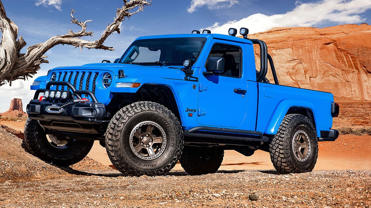 Jeep's 2-door pickups are ready to rock...crawl | Fox News