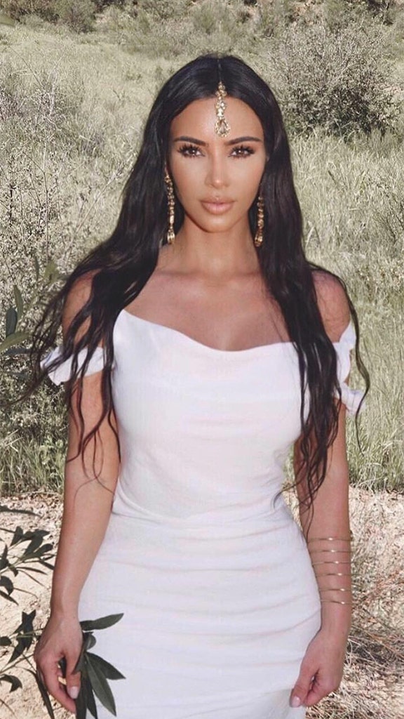 Kim Kardashian Blasted For Cultural Appropriation With Head Jewelry
