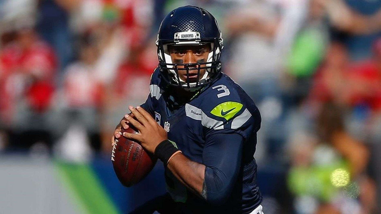 Russell Wilson Has Best-Selling Jersey: NFL World Reacts - The Spun: What's  Trending In The Sports World Today