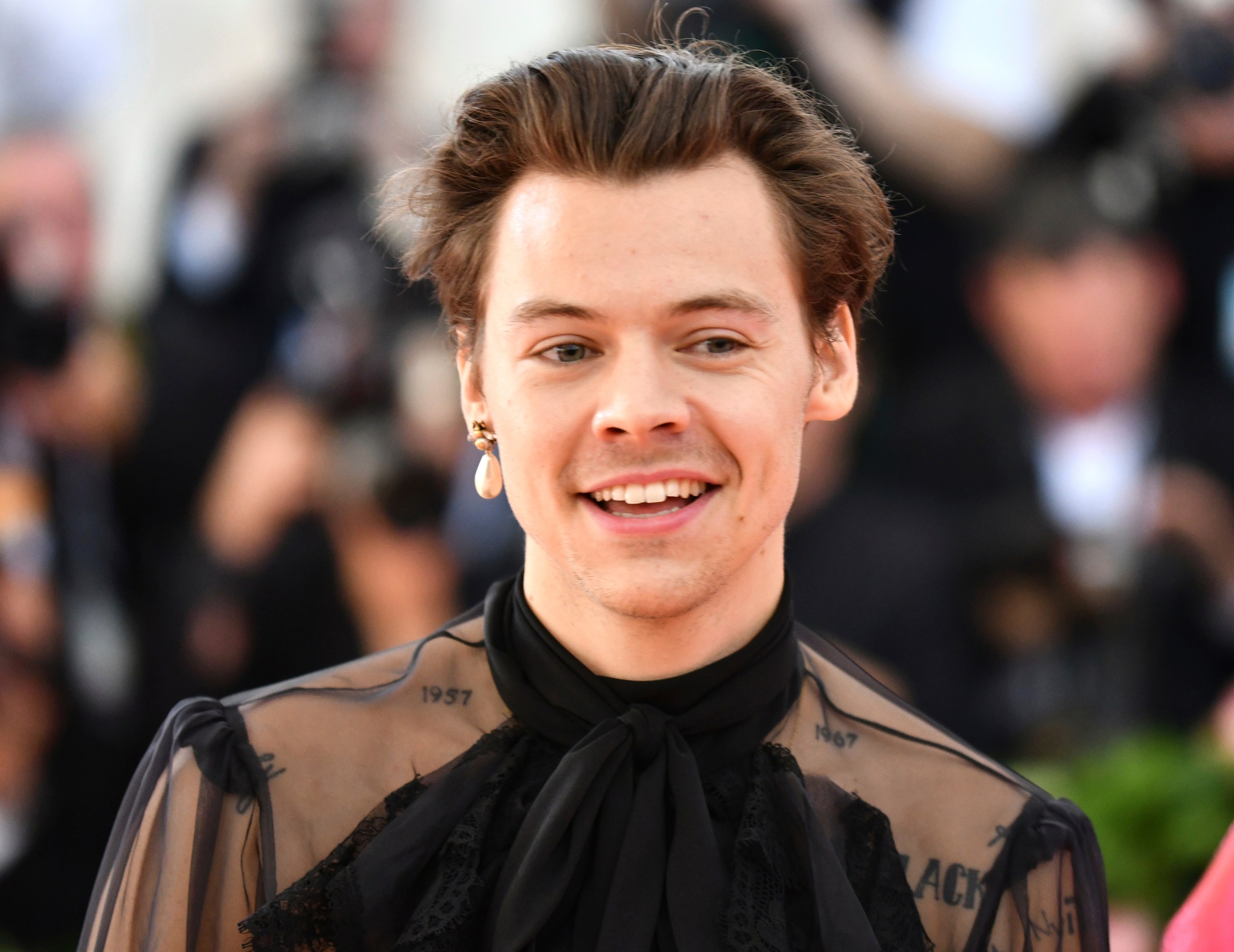 Harry Styles makes Met Gala debut in sheer Gucci top | Fox News