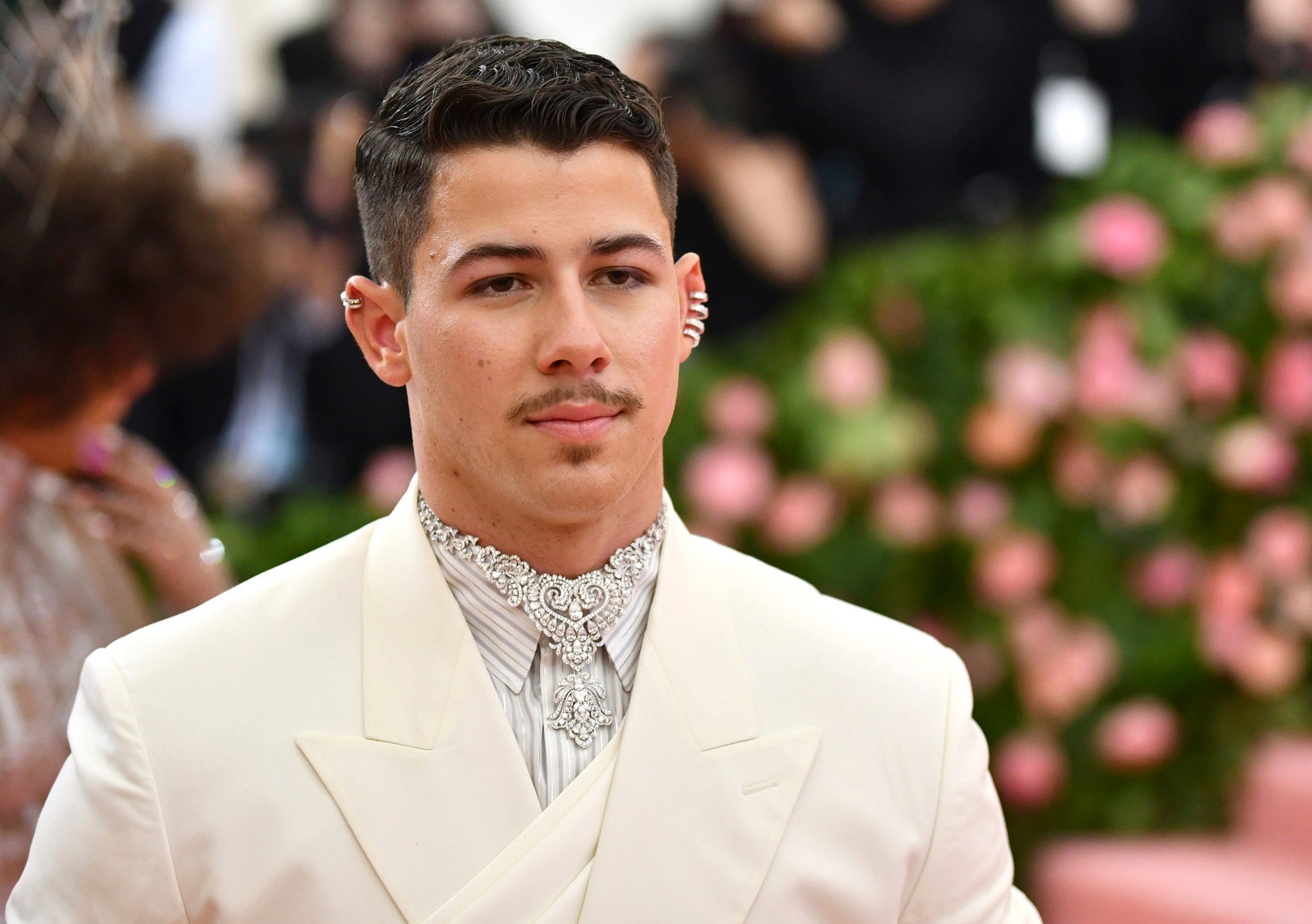 Nick Jonas Trolled Sophie Turner With His 'Game of Thrones' Met Gala Look