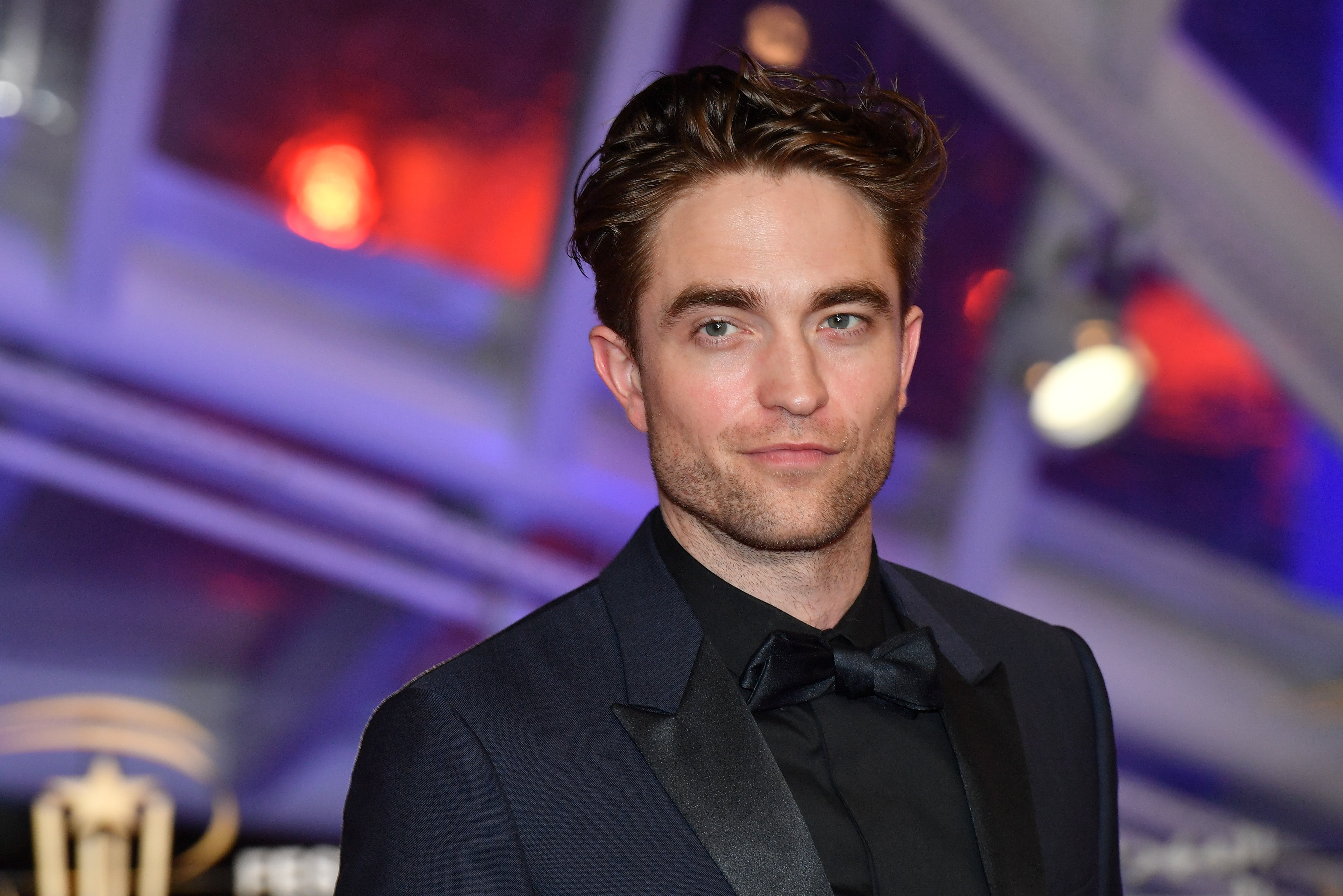 FOX NEWS: Robert Pattinson officially set to star in 'The Batman': reports