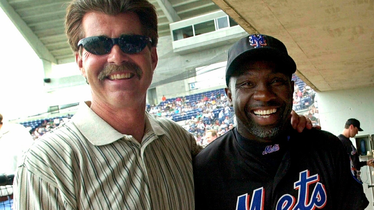 Mookie Wilson reacts to death of Bill Buckner: His 'legacy should