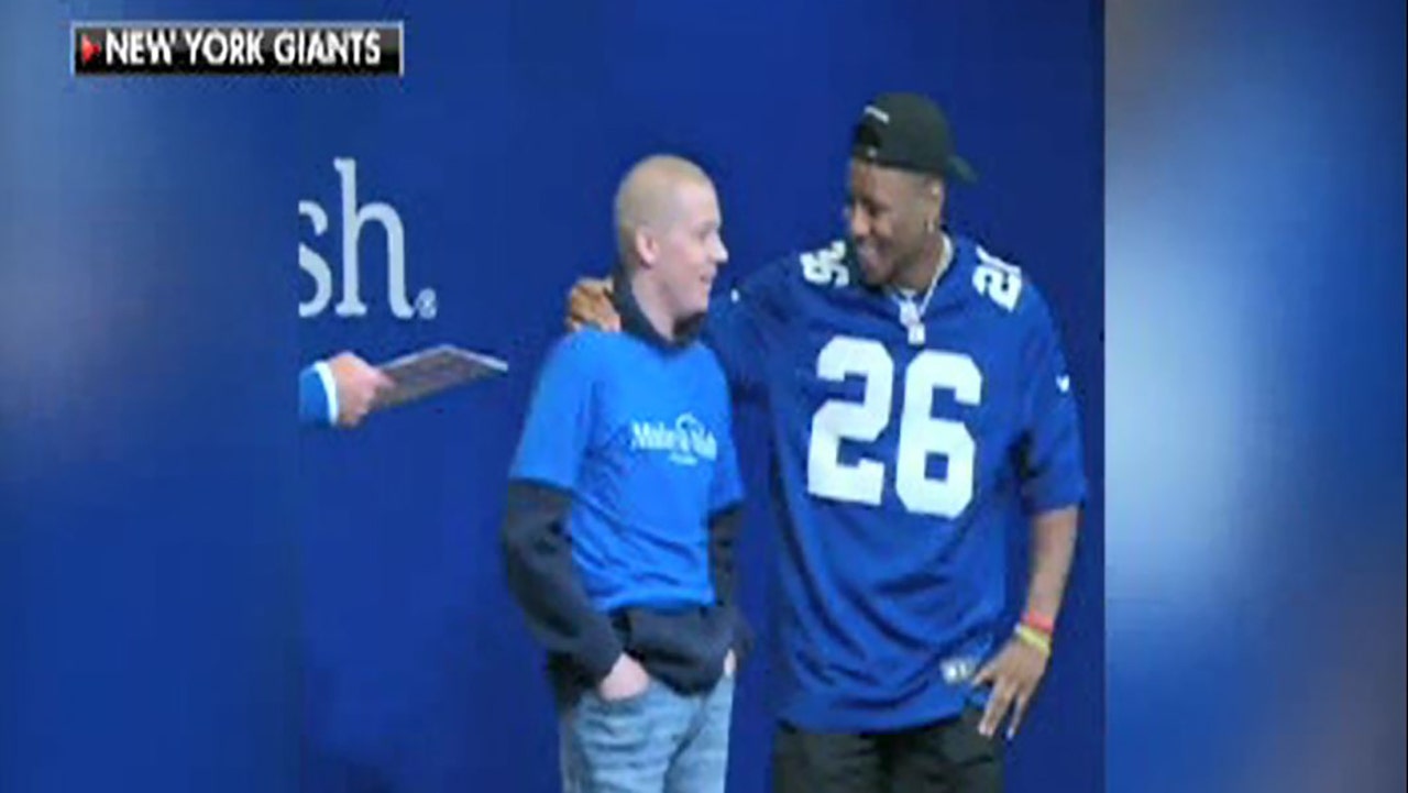 New York Giants' Saquon Barkley surprises Make-A-Wish teen at