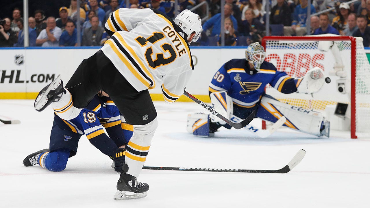 Bruins rout Blues 7-2, take 2-1 lead in Stanley Cup Final
