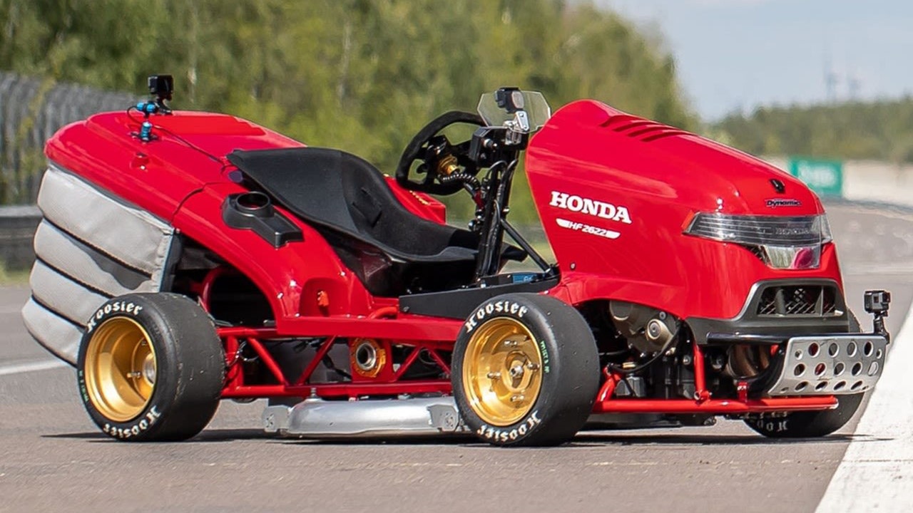 Honda Lawnmower Reaches 100 Mph In 6 Seconds For World Record Video