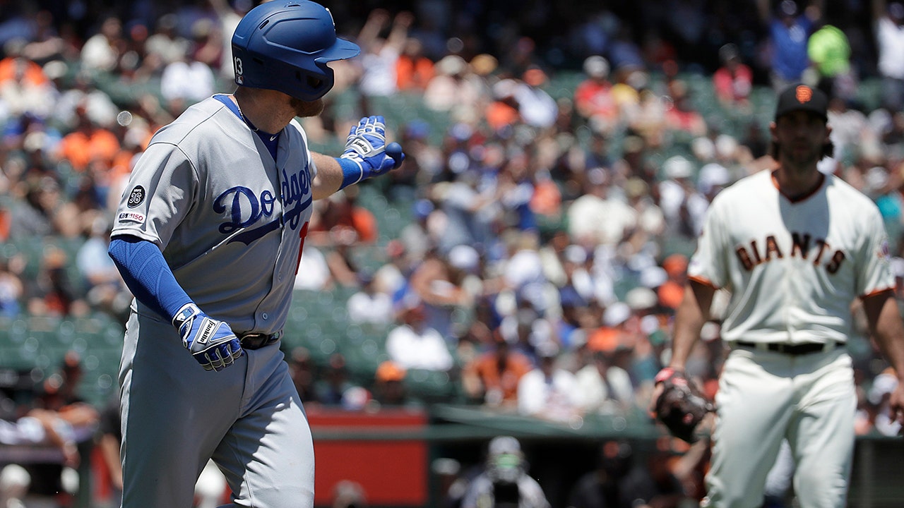 Dodgers Max Muncy OWNS the SF Giants 🌊🔥 He blasted home run number 23 vs  San Francisco today🌊🔥 😜 