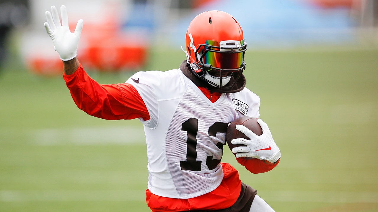 Cleveland Browns WR Odell Beckham Jr. emerges from social-media