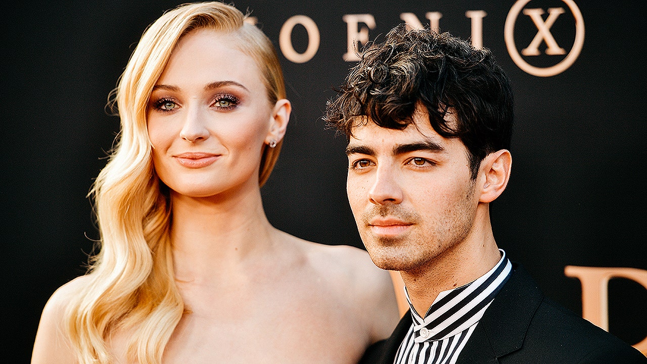 Joe Jonas, Sophie Turner Celebrate Second Anniversary by Sharing Never Seen  Before Wedding Pictures