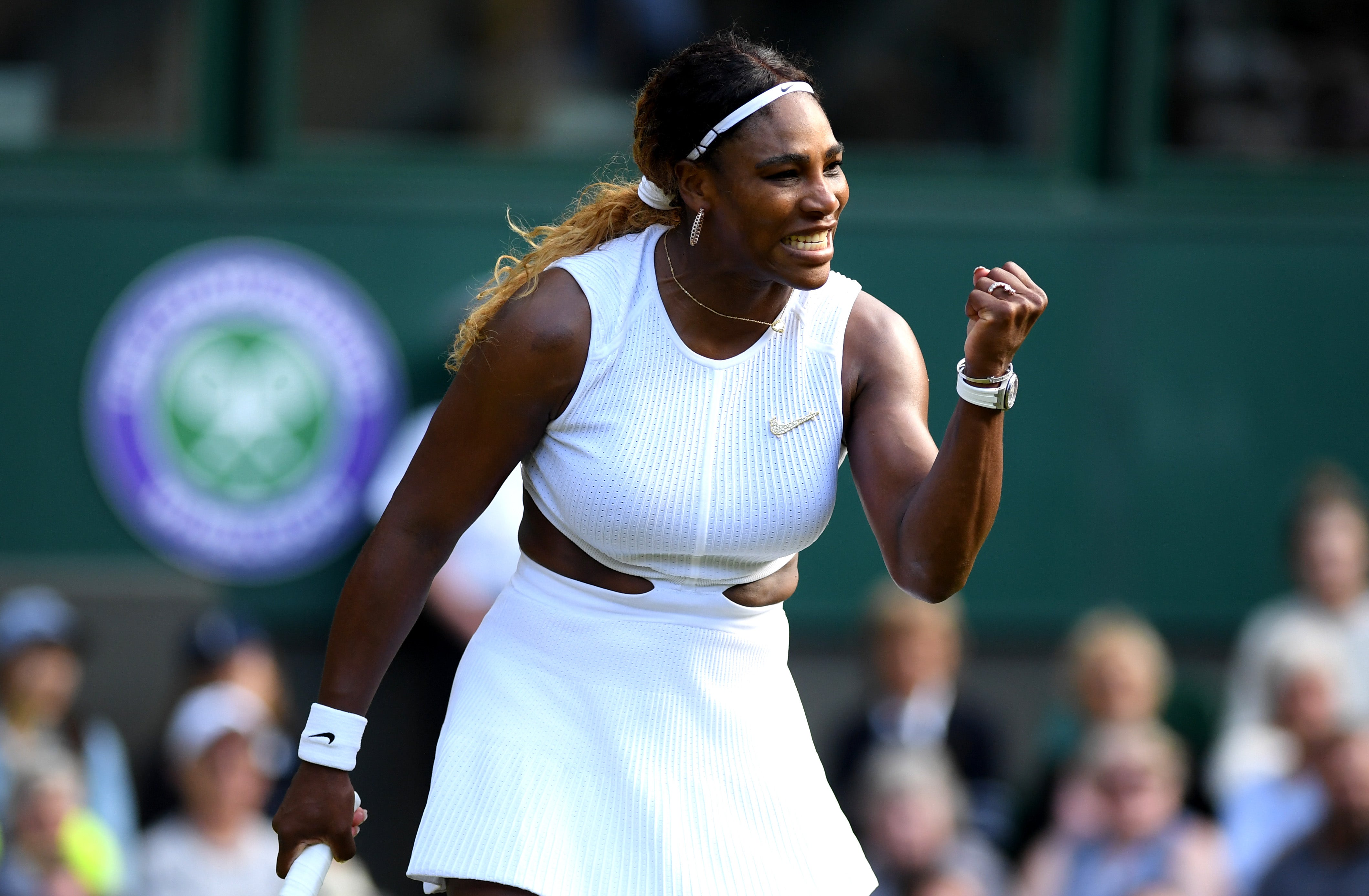 Serena Williams special Nike 'Broosh' at Wimbledon | Fox News